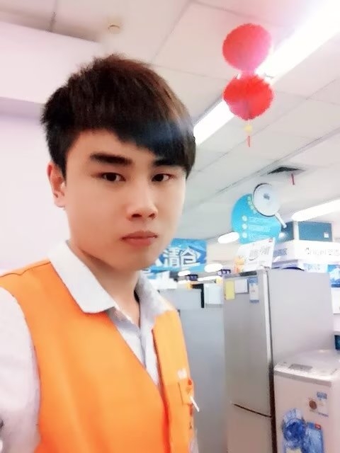 罗自强的第一张照片--宿州相亲服务中心