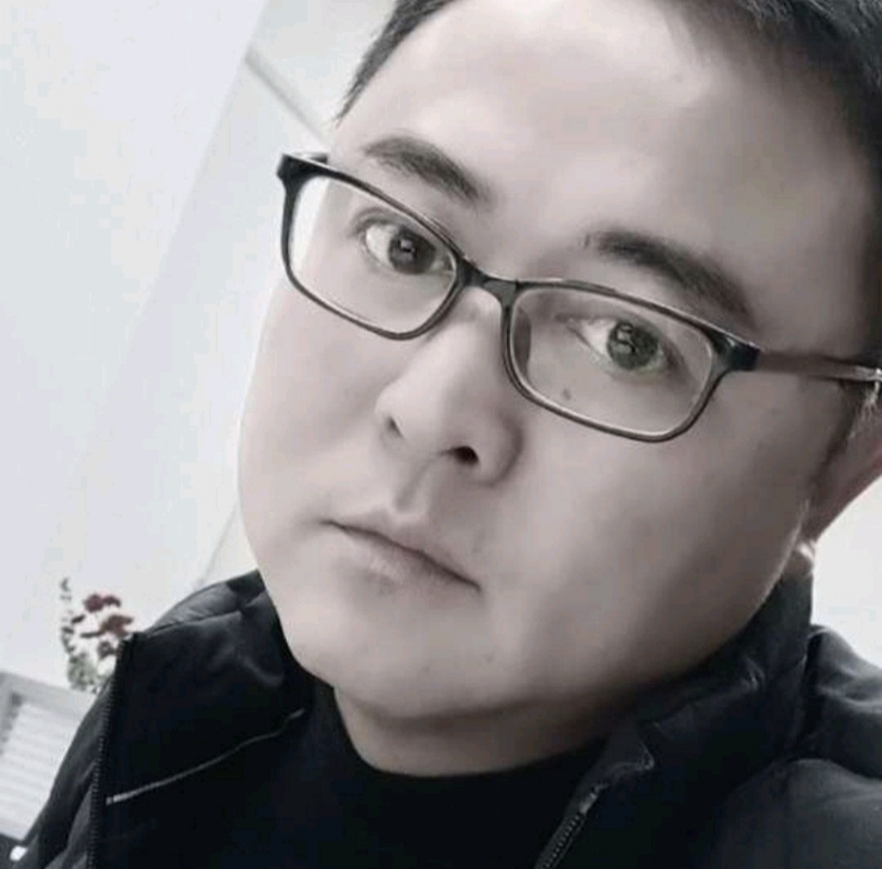 小石头的第一张照片--宿州相亲服务中心