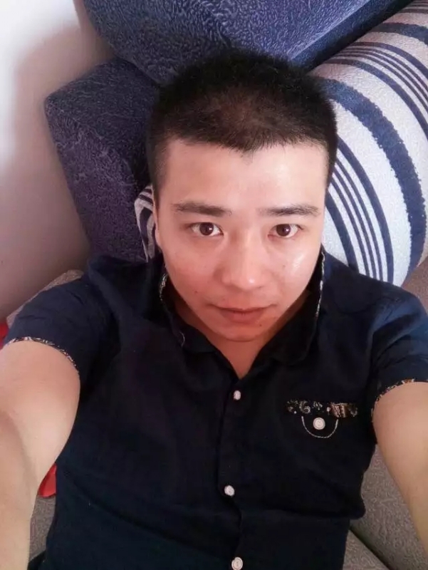 漫步的面包的第一张照片--宿州相亲服务中心