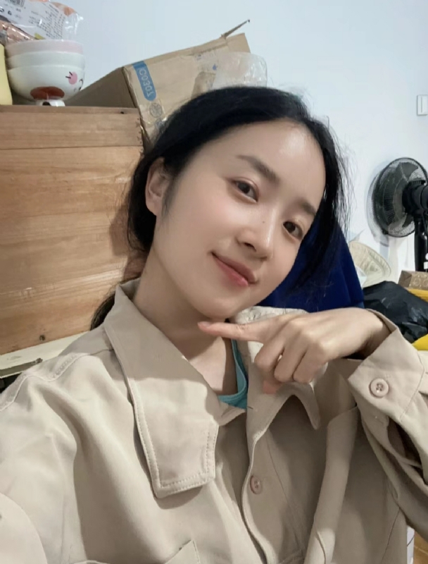 多喝热水的第二张照片--宿州相亲服务中心