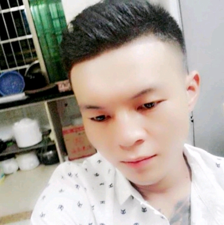 子龙的第一张照片--宿州相亲服务中心