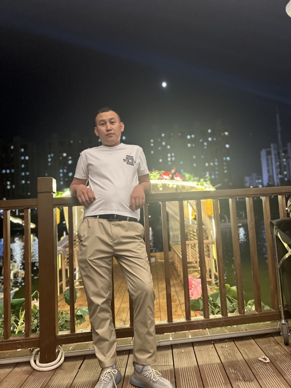 大超的第一张照片--宿州相亲服务中心