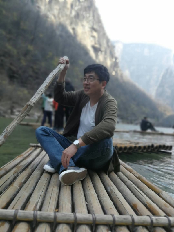风被吹走了的第二张照片--宿州相亲服务中心