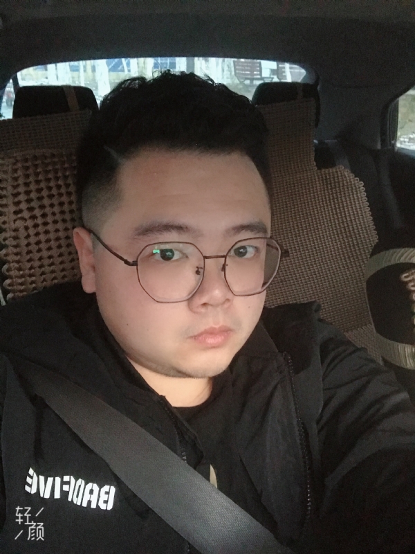 欢笑的第一张照片--宿州相亲服务中心