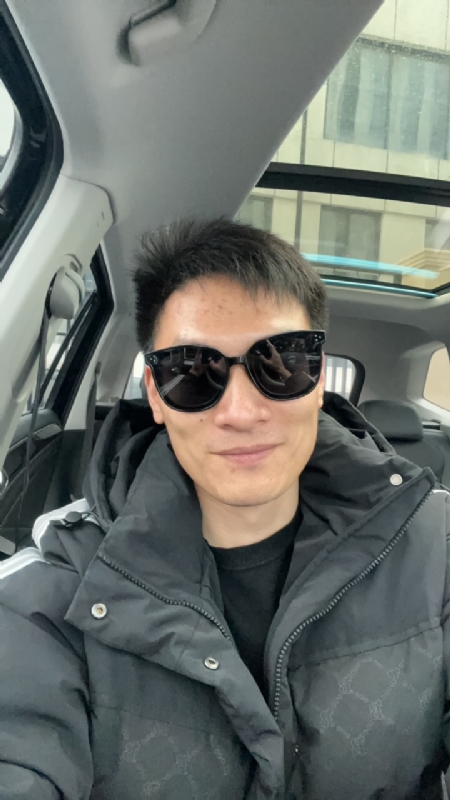 男孩的第一张照片--宿州相亲服务中心
