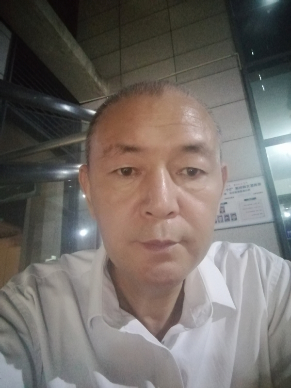 老李的第一张照片--宿州相亲服务中心
