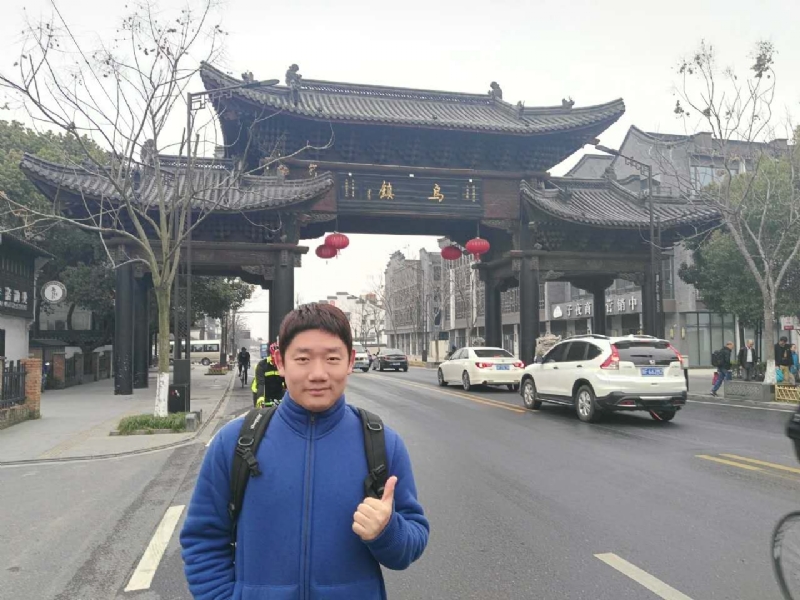 秋风秋雨的第一张照片--宿州相亲服务中心