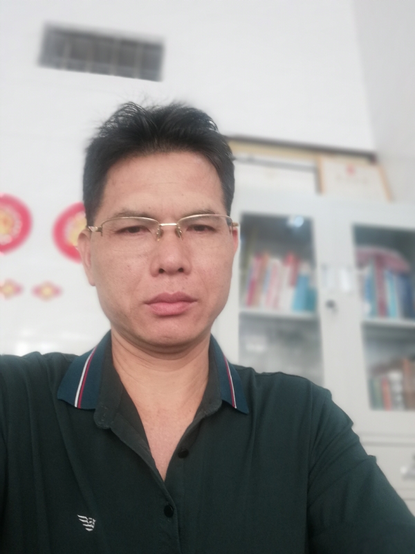 后视镜的第一张照片--宿州相亲服务中心