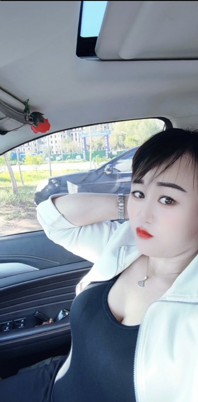 王芳燕的第五张照片--宿州相亲服务中心