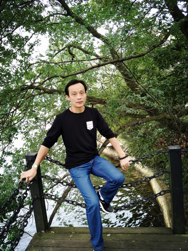 易进的第一张照片--宿州相亲服务中心