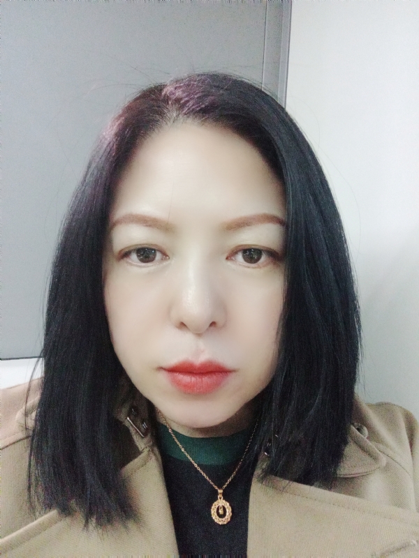 尘颜的第一张照片--宿州相亲服务中心