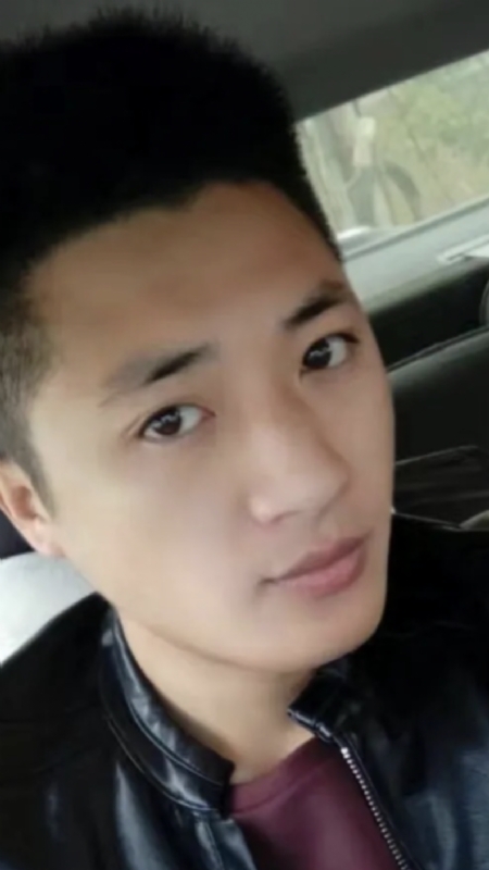 小汤米的第二张照片--宿州相亲服务中心