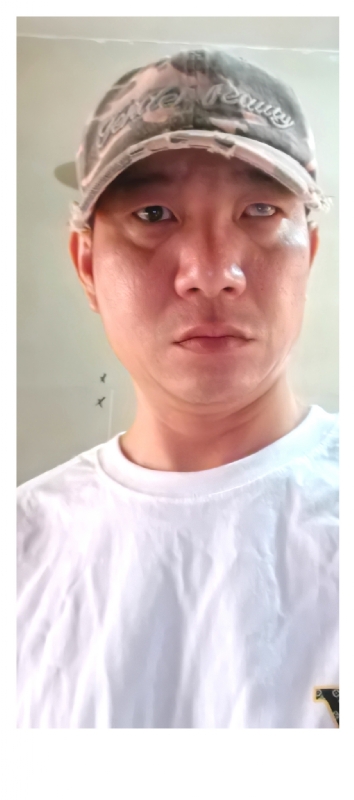小心做人的第三张照片--宿州相亲服务中心