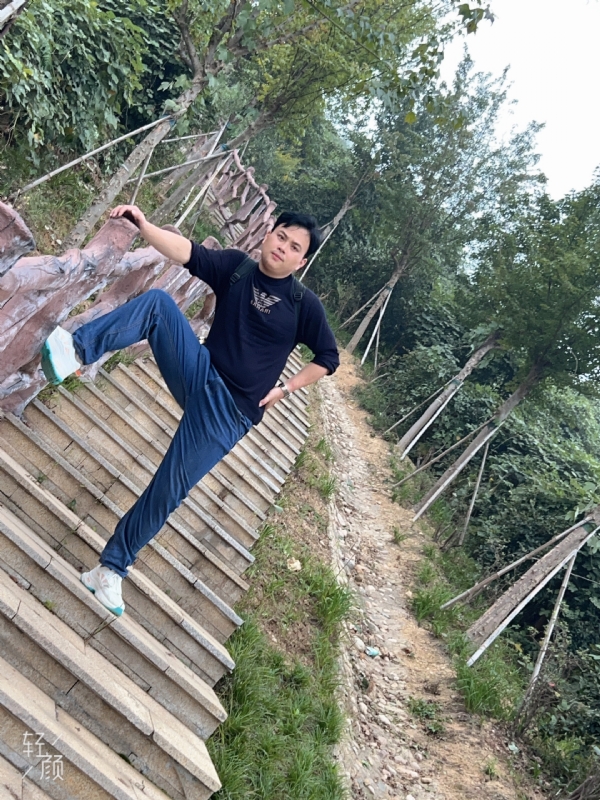择一人白头偕老的第二张照片--宿州相亲服务中心