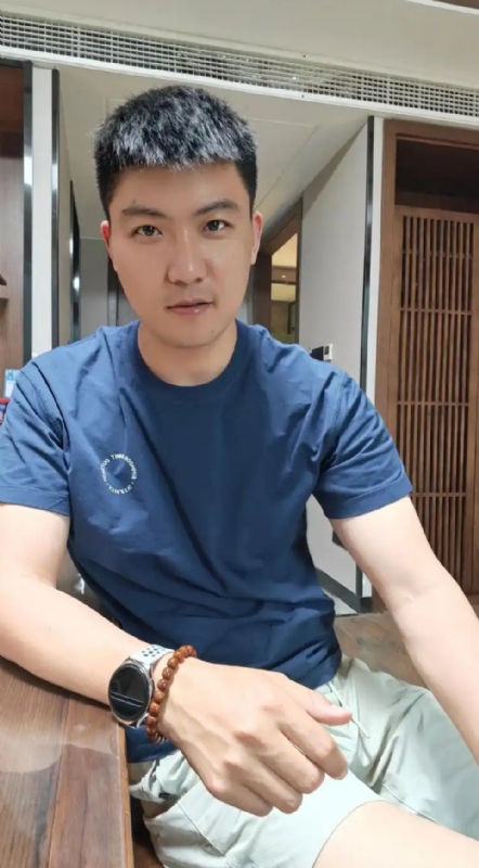 大鹏展翅的第二张照片--宿州相亲服务中心