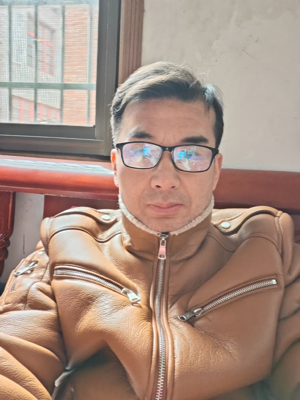 弹簧的第一张照片--宿州相亲服务中心