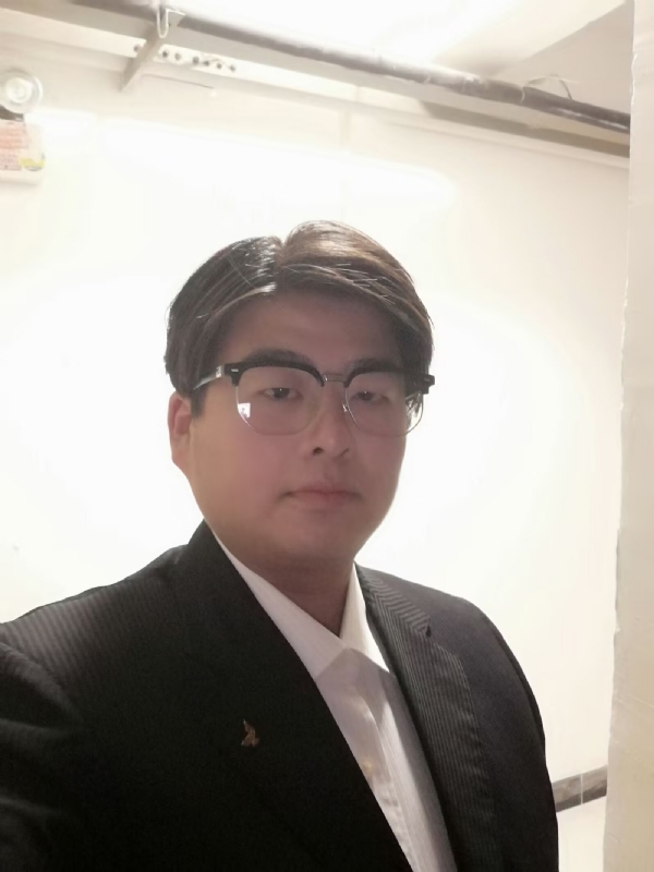 孤独一人的第一张照片--宿州相亲服务中心