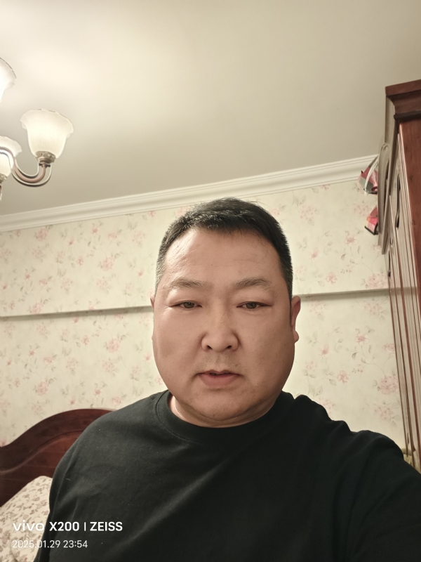 峰哥的第一张照片--宿州相亲服务中心