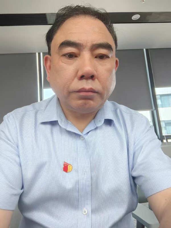 邹先生的第三张照片--宿州相亲服务中心