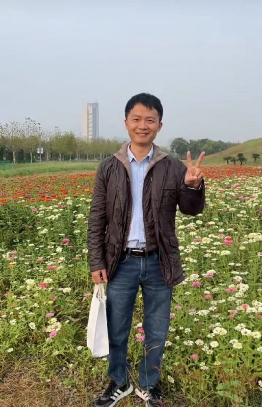 云淡风轻的第二张照片--宿州相亲服务中心